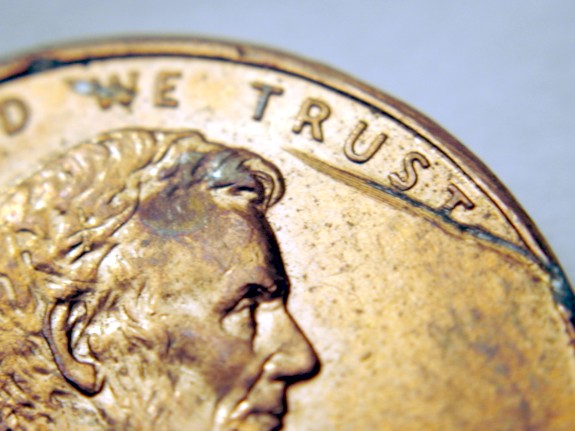 1998-Wide-AM-Lincoln-Memorial-Cent-And-Its-Gouged-On-The-Obverse!